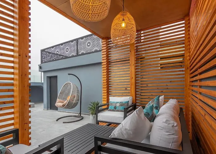 2 Bed Apartment With Rooftop Pool & Gym Downtown Marrakech