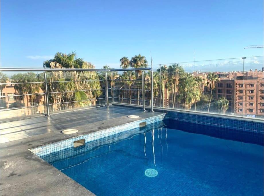 2 Bed With Rooftop Pool & Gym Downtown Marrakech Appartement Marrakesh