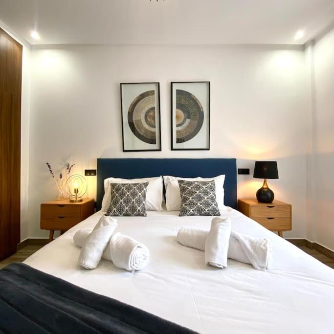 2 Bed With Rooftop Pool & Gym Downtown Marrakech Appartement *