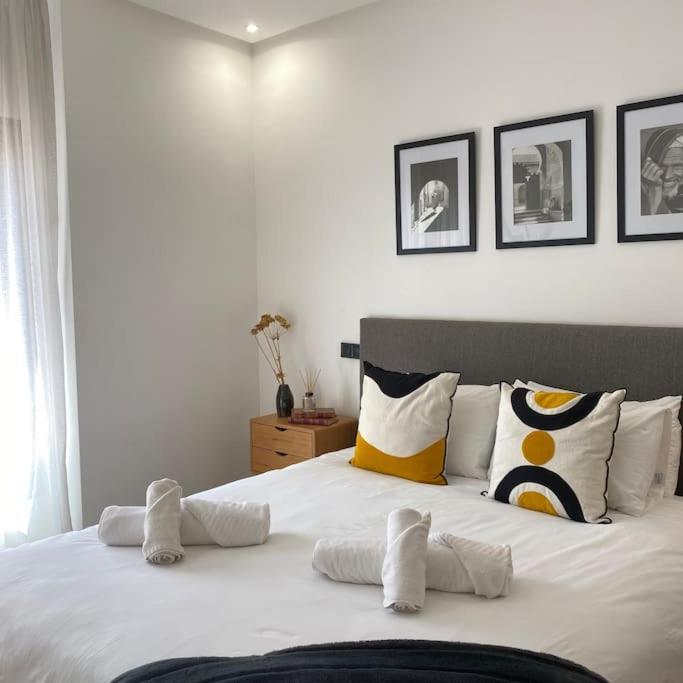 2 Bed With Rooftop Pool & Gym Downtown Marrakech Appartement Marrakesh
